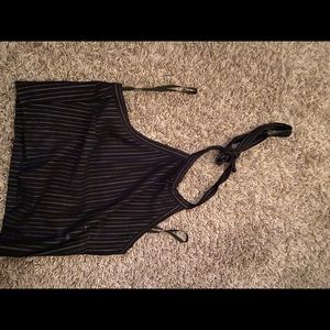 Tie neck crop top